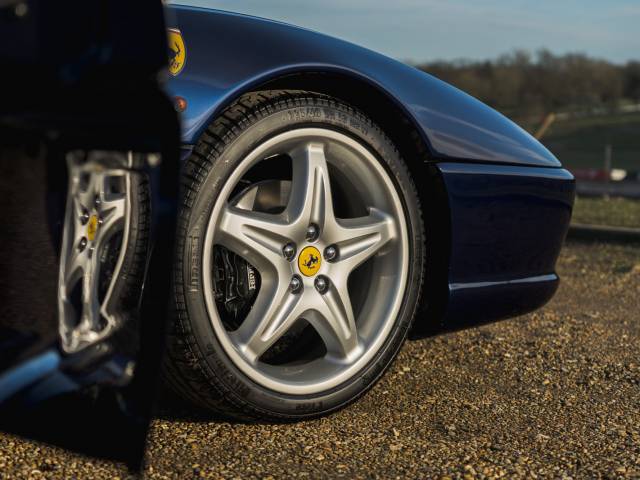 Ferrari F 355 GTS