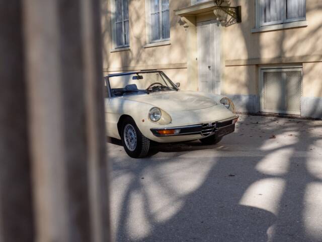Alfa Romeo 2000 Spider Veloce