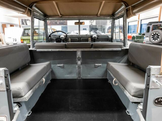 Land Rover 88