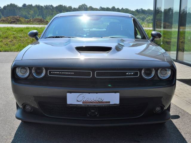 Dodge Challenger SXT