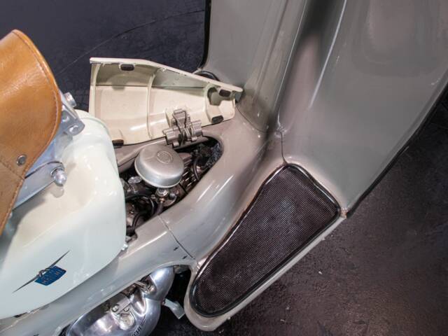 Aermacchi Zeffiro 125