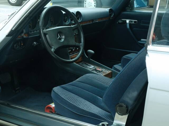 Mercedes-Benz 500 SLC