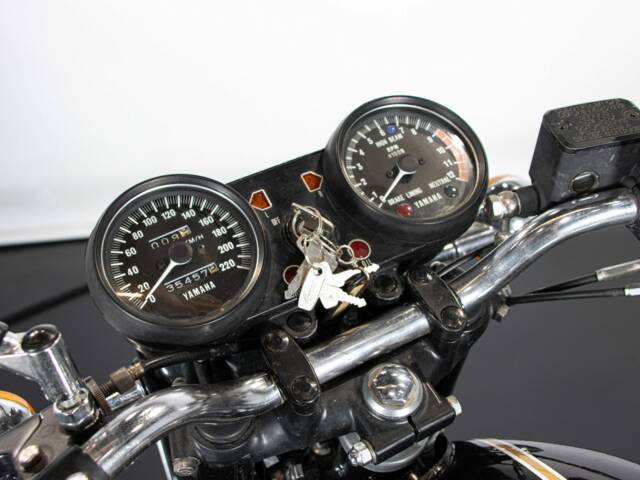 Yamaha TX 500