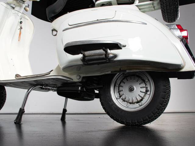 Piaggio Vespa 125 Super