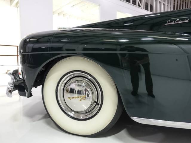 Image 1/19 of Lincoln Continental V12 (1948)