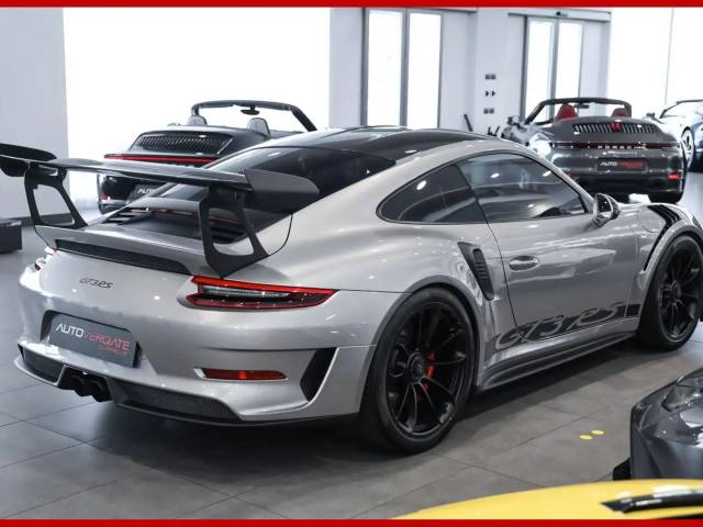 Porsche 911 GT3 RS Weissach