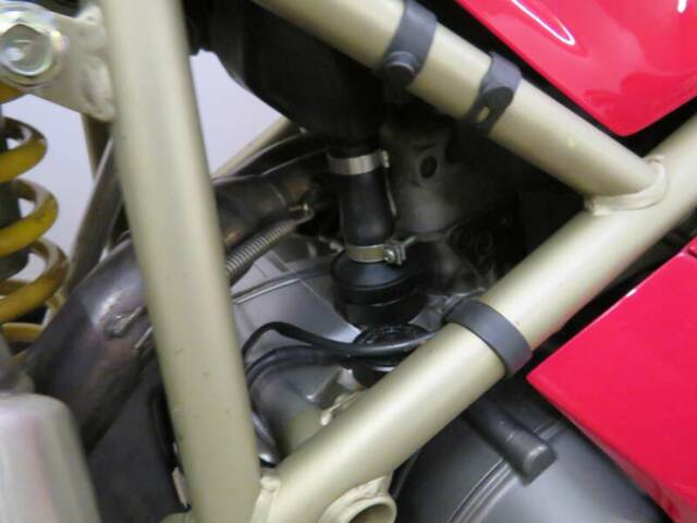 Ducati 916 Strada