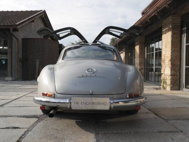 Mercedes-Benz 300 SL "Gullwing"