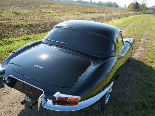 Jaguar E-Type 3.8