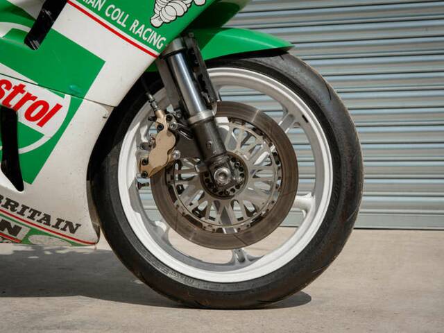 Honda VFR 750R RC 30