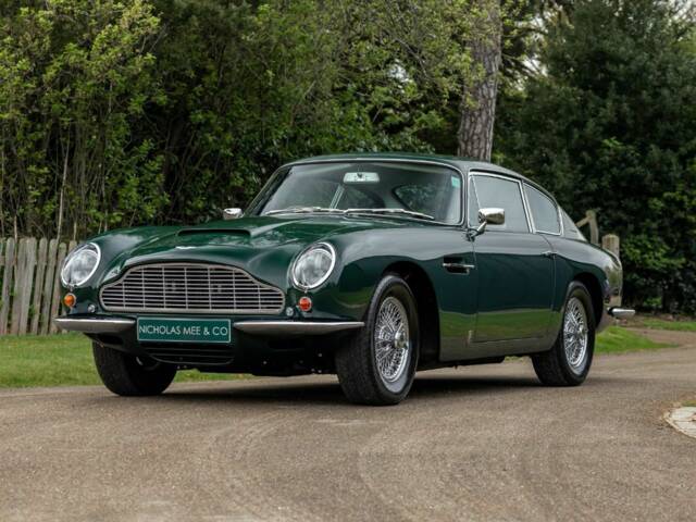 Image 1/50 of Aston Martin DB 6 (1967)