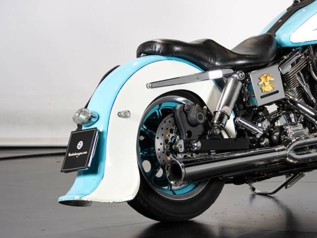 Harley-Davidson Dyna Glide Custom