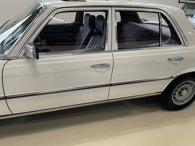 Mercedes-Benz 280 S