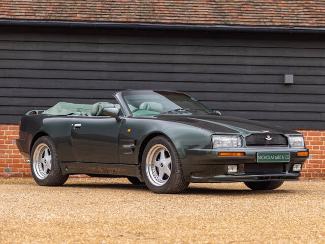 Bild 1/100 von Aston Martin Virage Volante (1992)