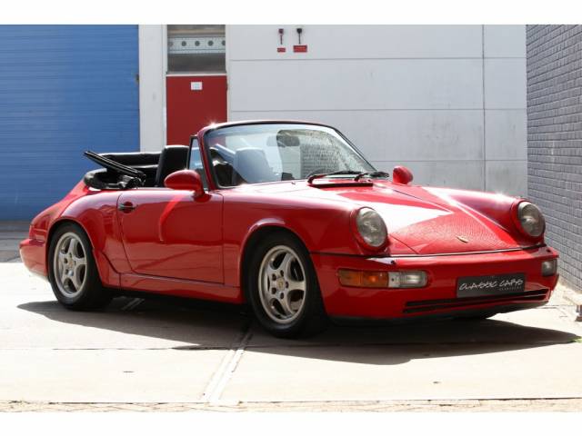 Porsche 911 Carrera 4