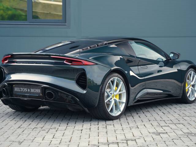 Lotus Emira