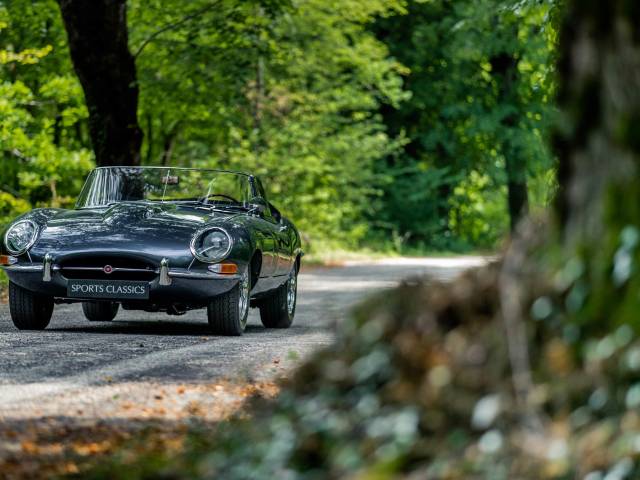 Jaguar E-Type 3.8