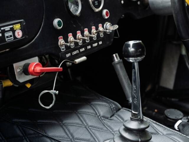 AC Shelby Cobra 289