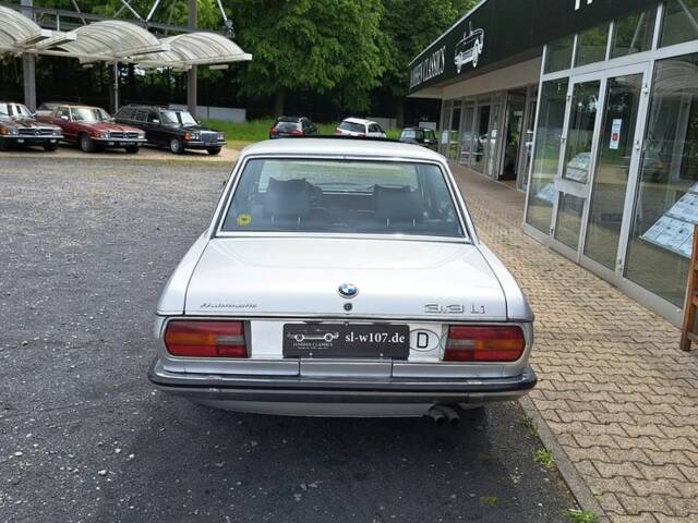 BMW 3,3 Li