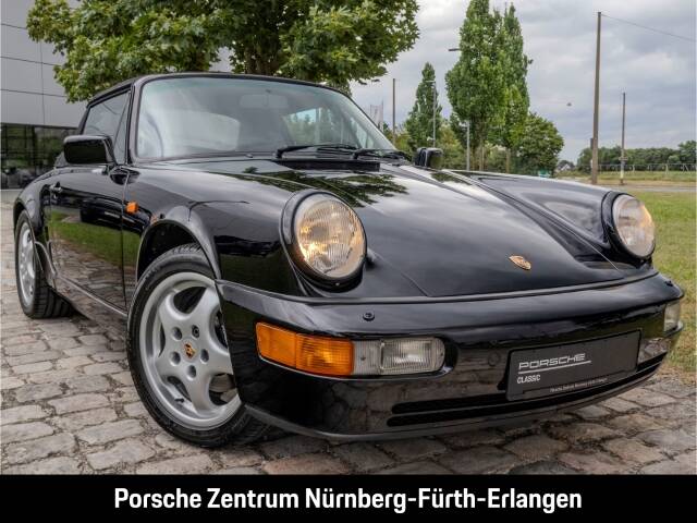Porsche 911 Carrera 4
