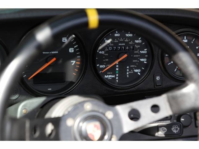 Porsche 911 Carrera 4