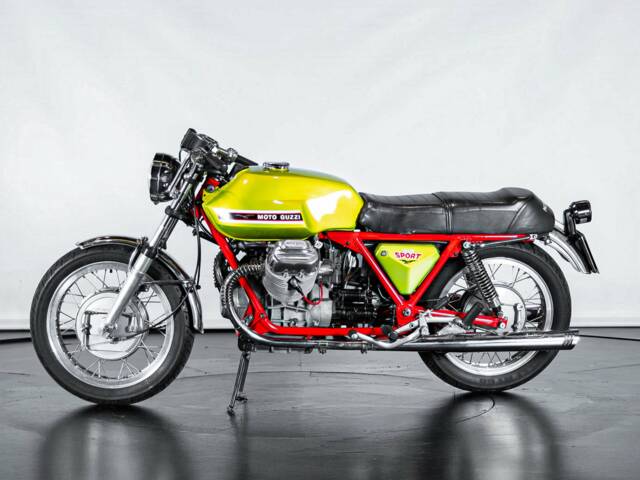 Afbeelding 1/50 van Moto Guzzi DUMMY (1972)