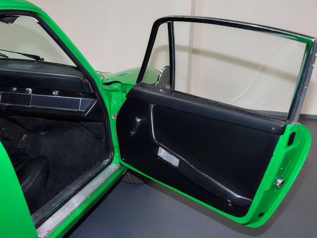 Porsche 911 2.4 S