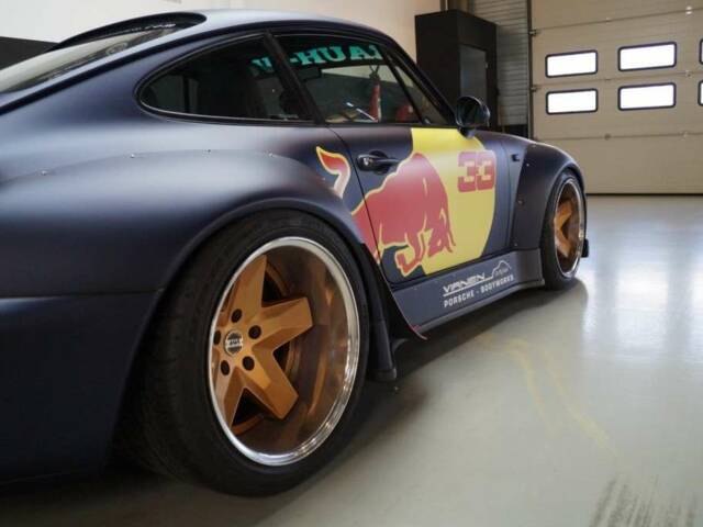 Porsche 911 Carrera