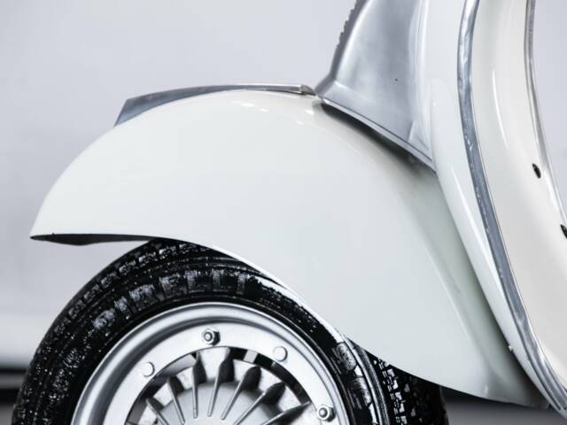 Piaggio Vespa 50 N Special