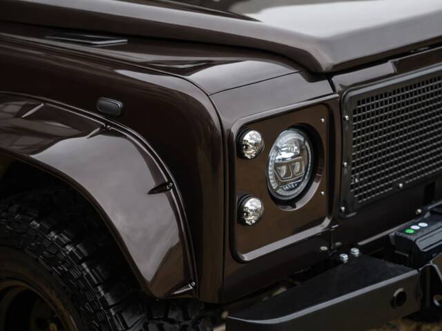 Land Rover 110