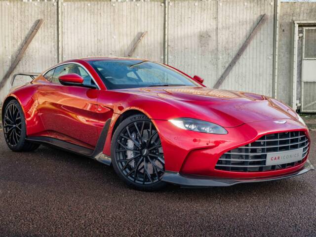 Imagen 1/43 de Aston Martin V12 Vantage (2022)