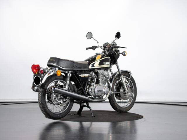 Yamaha TX 500