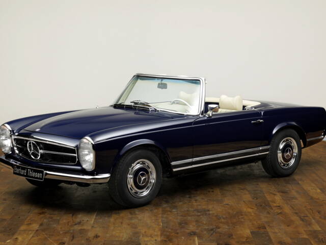 Image 1/21 of Mercedes-Benz 280 SL (1969)