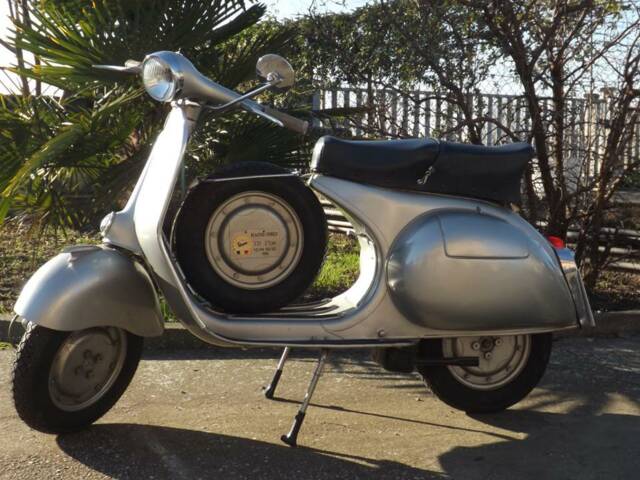 Piaggio Vespa 150 GS