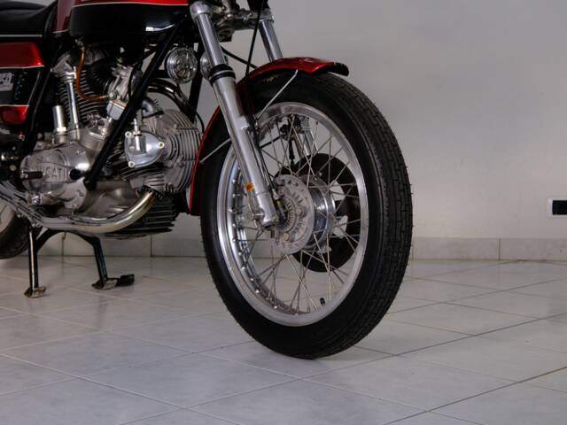 Ducati 750 GT