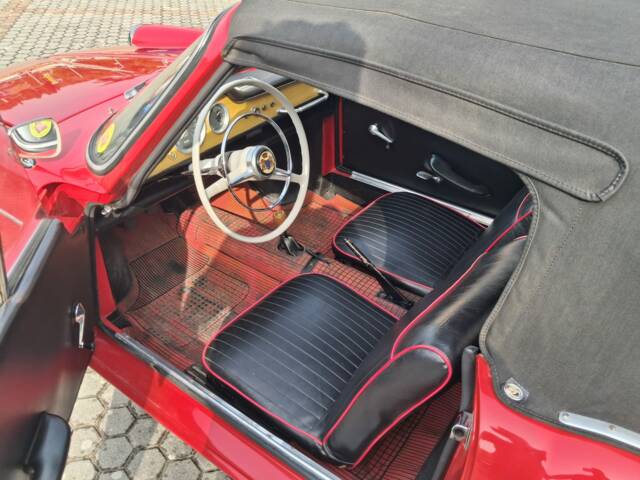 FIAT 750 Vignale Spider