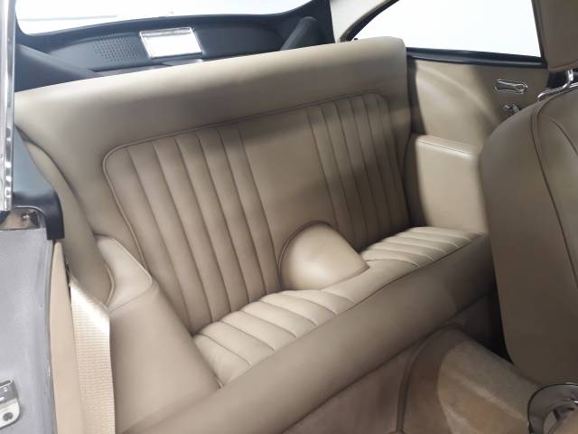 Aston Martin DB 5