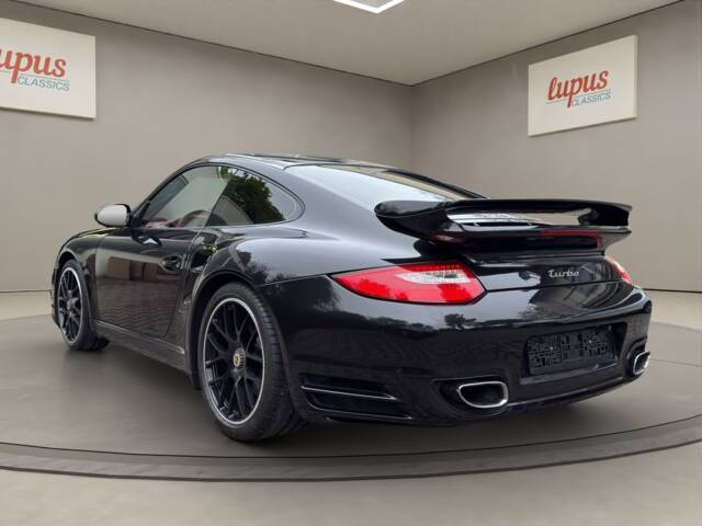 Afbeelding 1/26 van Porsche 911 Turbo (2010)