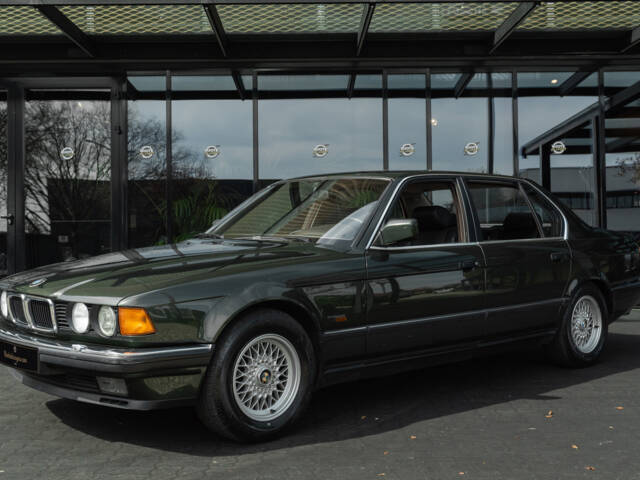 Image 1/34 de BMW 750iL (1989)