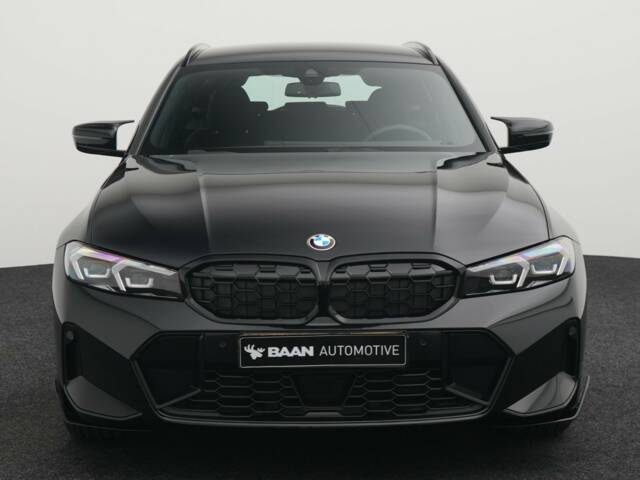 BMW 330i xDrive Touring