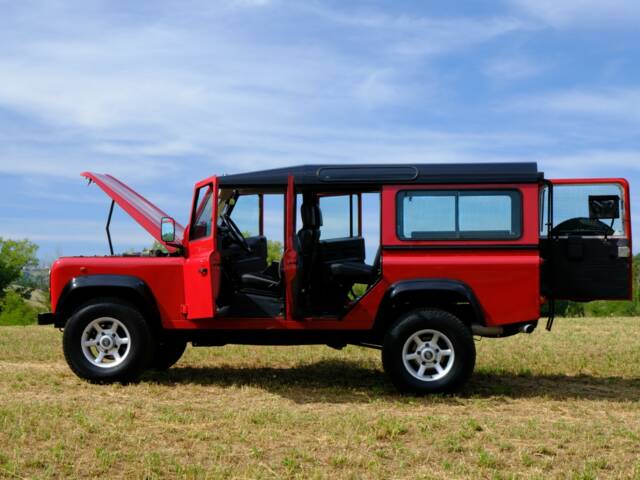Land Rover Defender 110 300Tdi