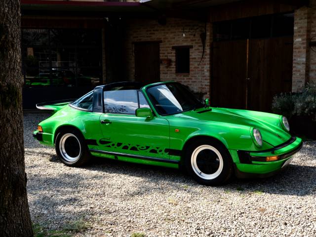 Porsche 911 Carrera 3.0