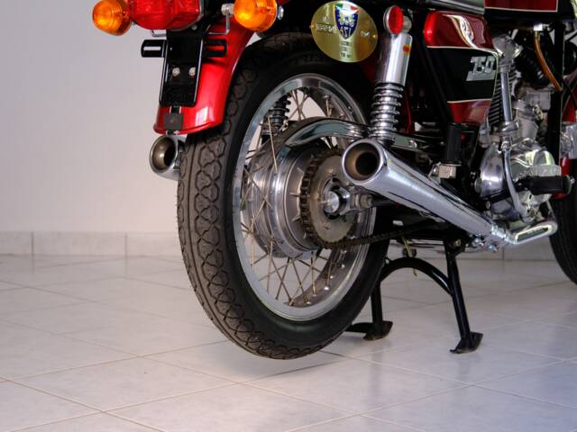 Ducati 750 GT