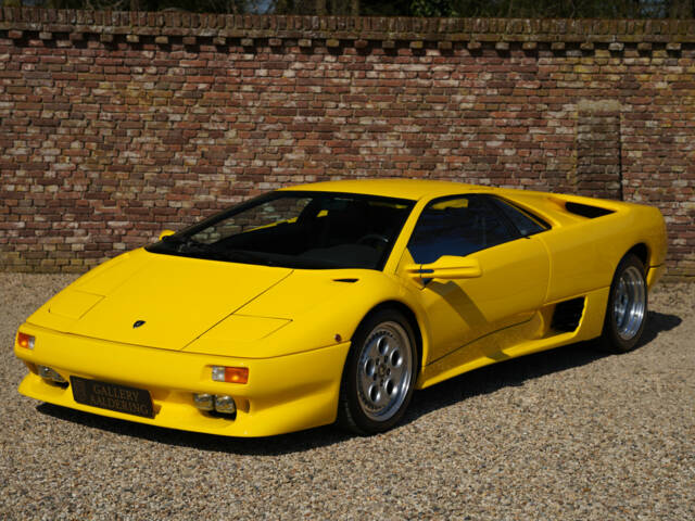 Imagen 1/50 de Lamborghini Diablo (1991)