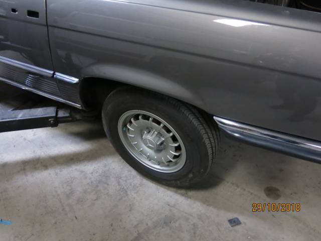 Mercedes-Benz 280 SL