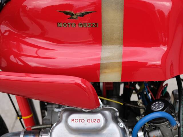 Moto Guzzi V7 850 GT