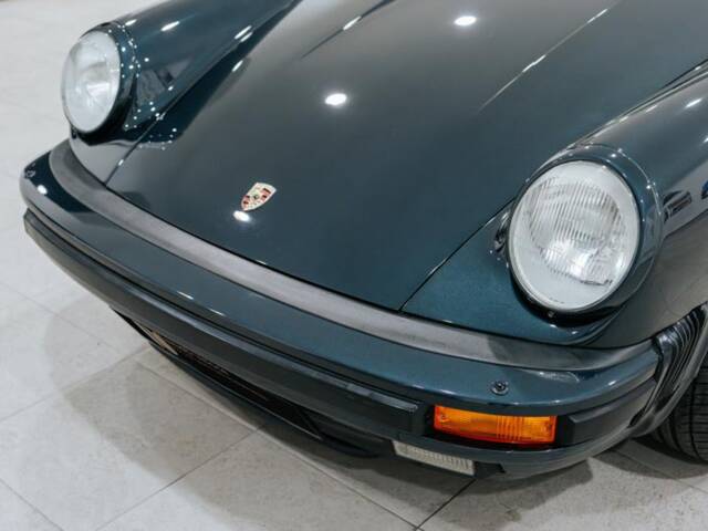 Porsche 911 Carrera 3.2 "25 years 911"