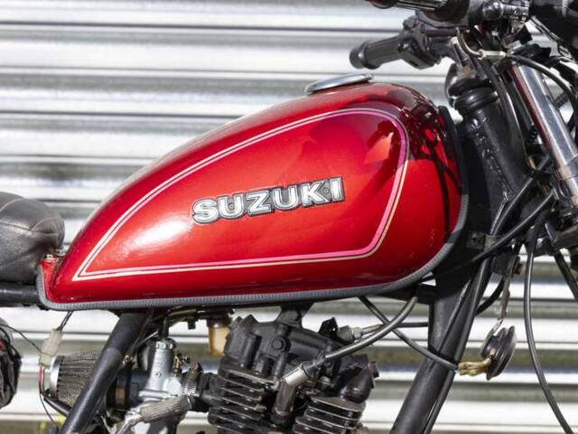 Suzuki GS 125
