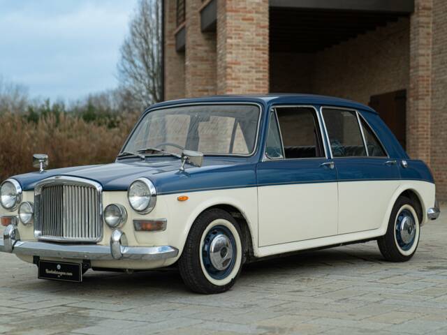 Vanden Plas 1300