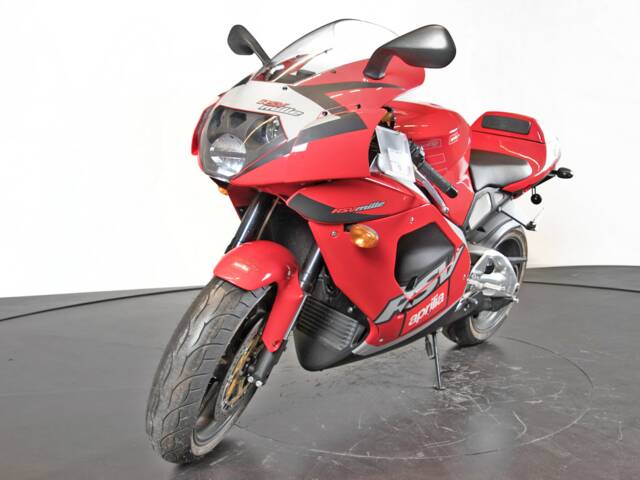 Aprilia RSV 1000 R